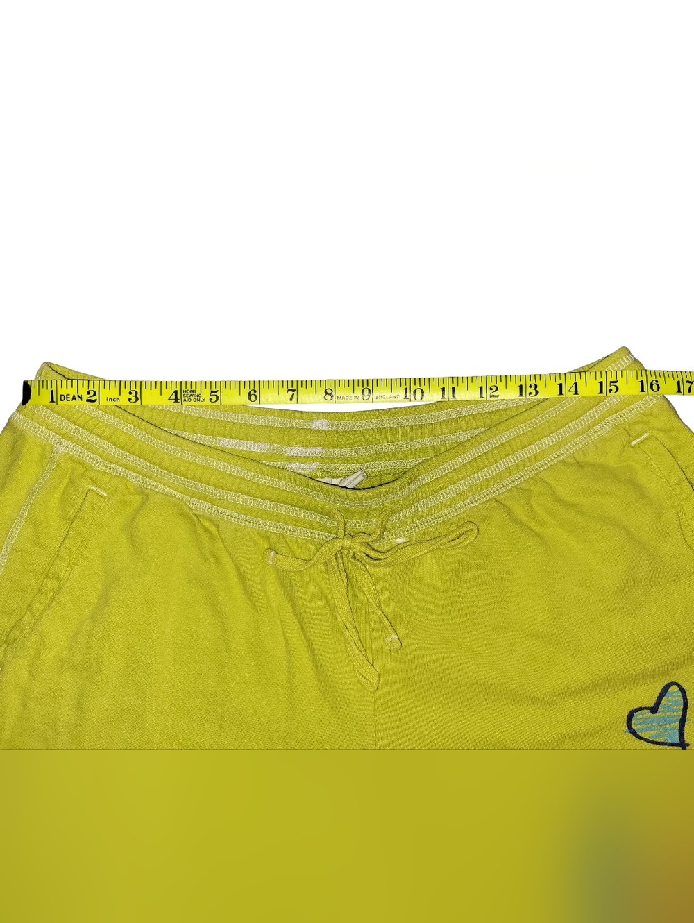 SeaWorld Lime Green Peace Heart Graphic Lounge Shorts Size 2X - Picture 7 of 9